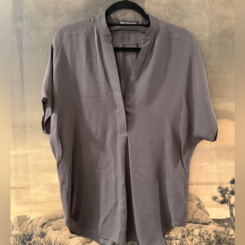 VINCE 100% Silk V-neck Tunic Dolman Sleeve top Blouse XS/S